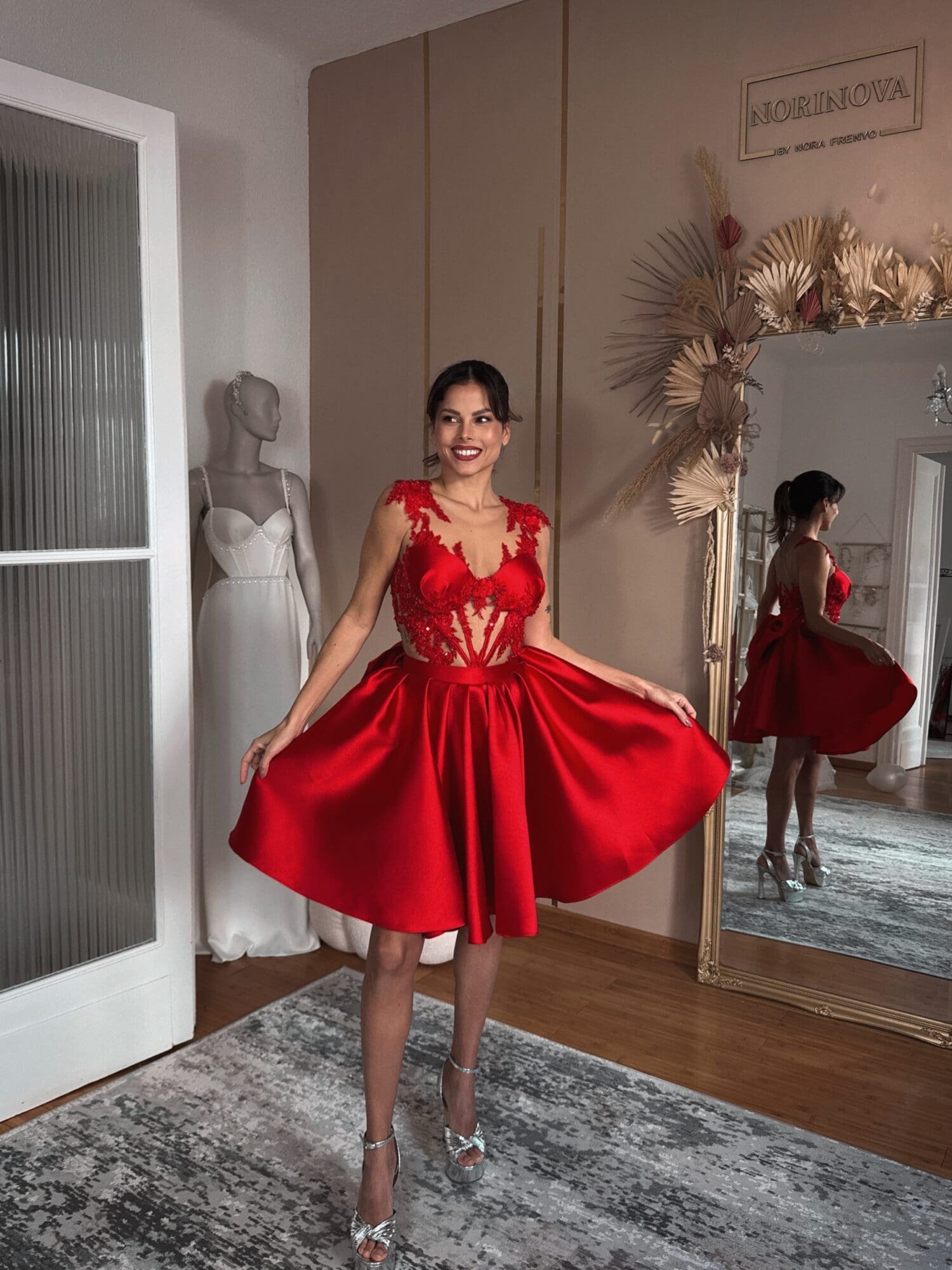 E88422B4-4F46-41D5-90AA-6B87215DE6A8